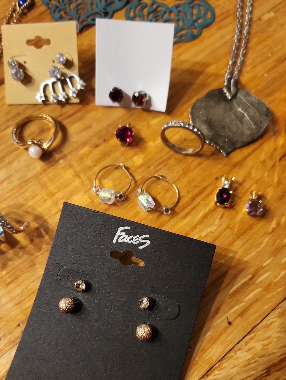 Jewelry Bundle - Picture 2 of 7